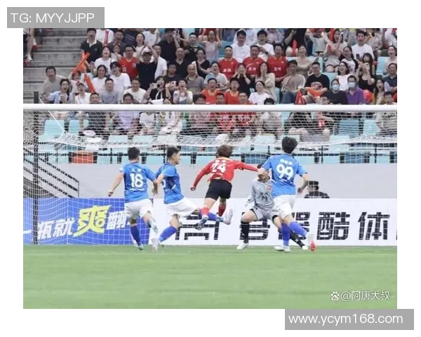 香港足球明星队昆山队员展现卓越技艺助力球队争夺荣誉